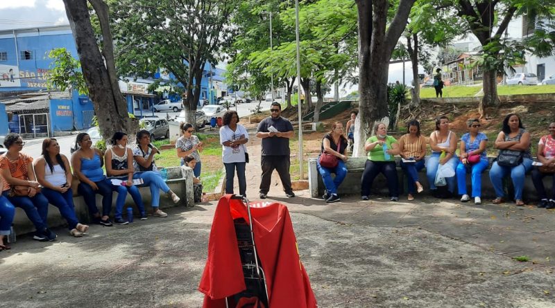 Trabalhadores cobram minuta da lei do piso da enfermagem em Ribeirão das Neves