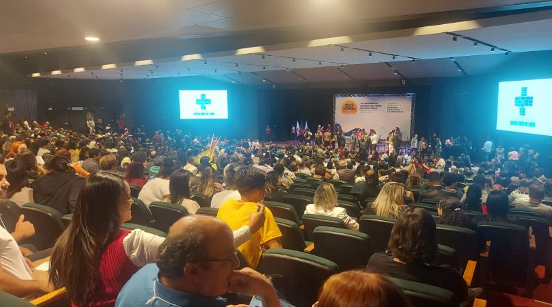Bloco do SUS: Frente Parlamentar Mista em Defesa do SUS é lançada durante a 10ª Conferência Estadual de Saúde de Minas Gerais