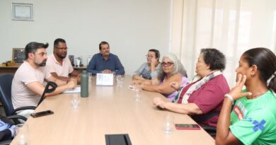 Prefeitura de Vespasiano pede prazo para estudar reivindicações de servidores da saúde Prefeitura de Vespasiano pede prazo para estudar reivindicações de servidores da saúde