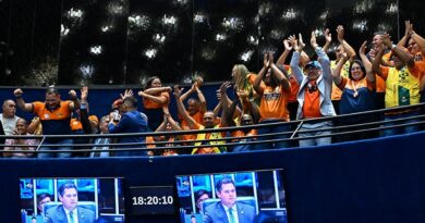 Senado aprova aposentadoria especial para agentes de saúde e PLP segue para a Câmara Senado aprova aposentadoria especial para agentes de saúde e PLP segue para a Câmara