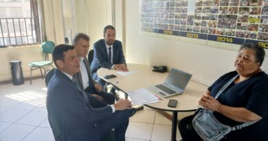 Procurador de Pedro Leopoldo esteve na sede do Sind-Saúde para defender lei dos Agentes na cidade Procurador de Pedro Leopoldo esteve na sede do Sind-Saúde para defender lei dos Agentes na cidade